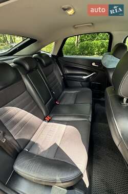 Лифтбек Ford Mondeo 2010 в 