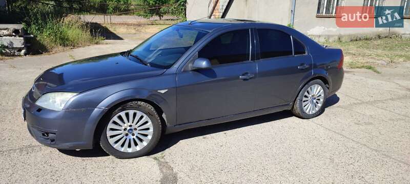 Ford Mondeo 2002
