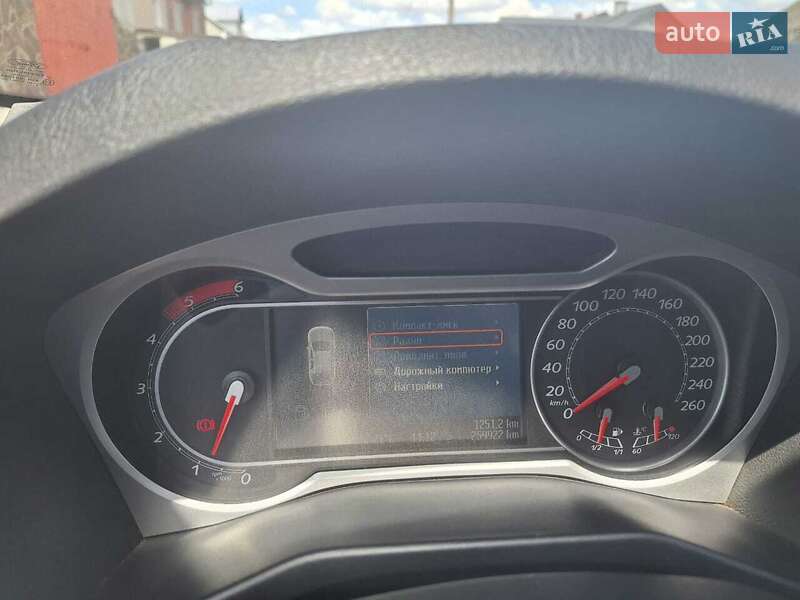 Універсал Ford Mondeo 2010 в Львові