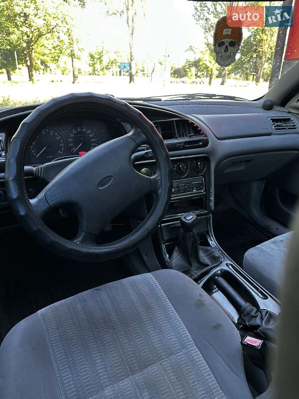Седан Ford Mondeo 1994 в Запорожье