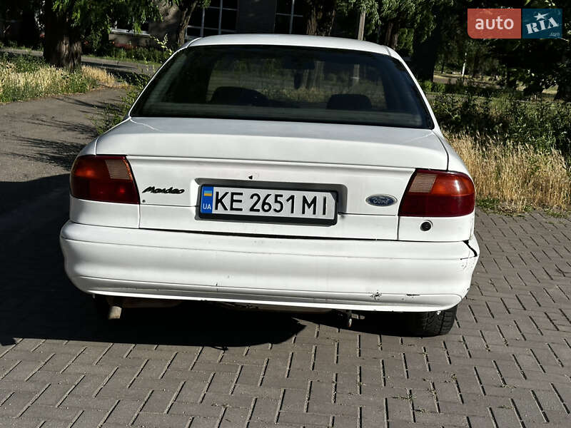 Седан Ford Mondeo 1994 в Запорожье