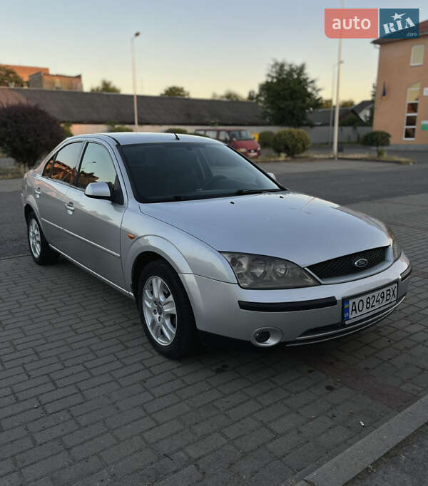 Ford Mondeo 2001