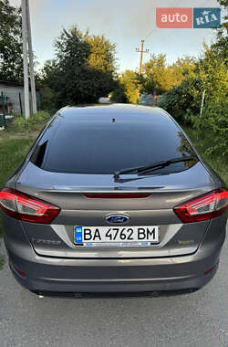 Лифтбек Ford Mondeo 2013 в 