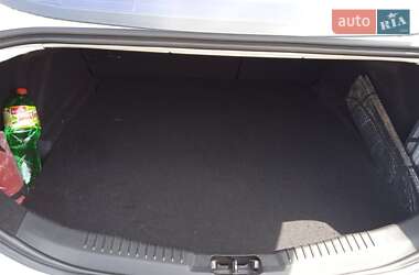 Седан Ford Mondeo 2012 в 