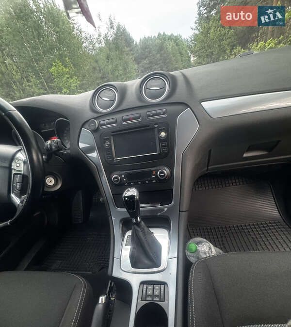 Универсал Ford Mondeo 2011 в Камне-Каширском