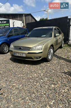 Лифтбек Ford Mondeo 2006 в 