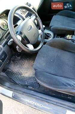 Седан Ford Mondeo 2001 в 