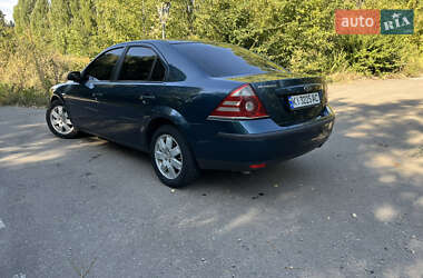 Седан Ford Mondeo 2005 в 