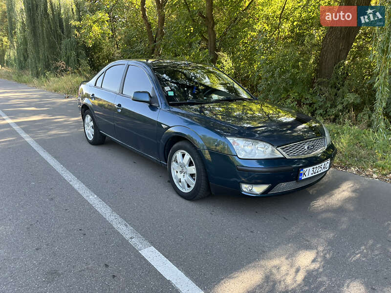 Седан Ford Mondeo 2005 в Киеве