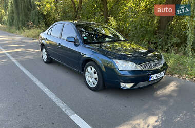 Седан Ford Mondeo 2005 в 