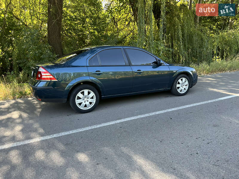 Седан Ford Mondeo 2005 в Киеве