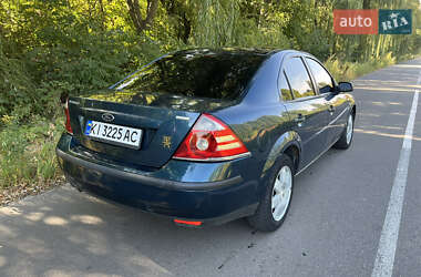 Седан Ford Mondeo 2005 в 