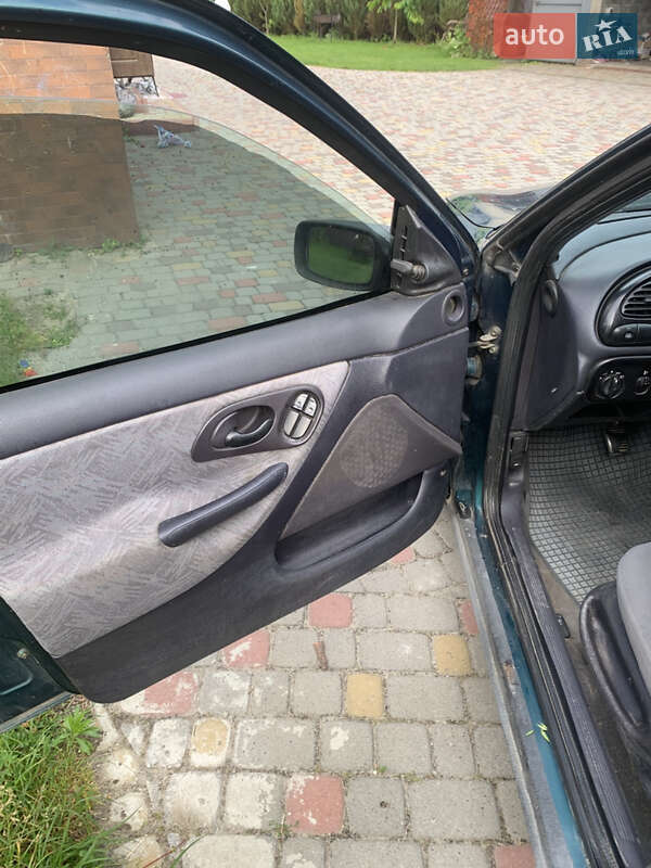 Универсал Ford Mondeo 1997 в Городке