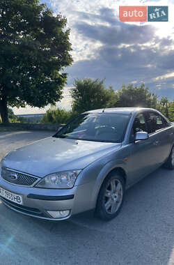 Седан Ford Mondeo 2005 в 