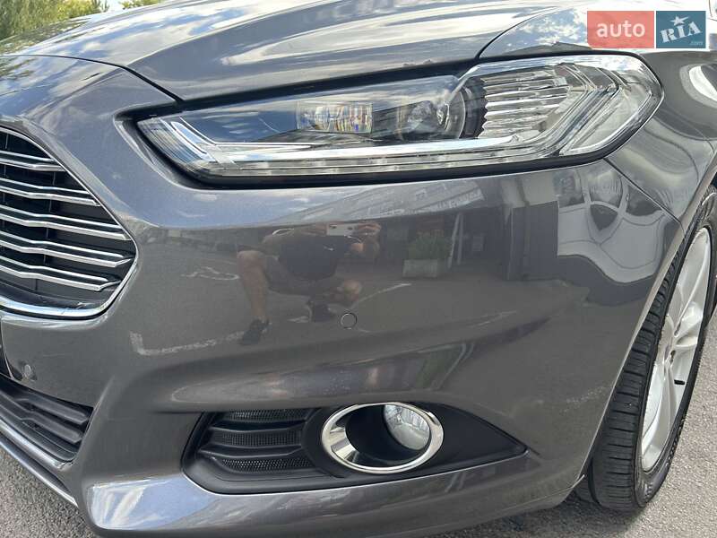 Седан Ford Mondeo 2016 в Луцке