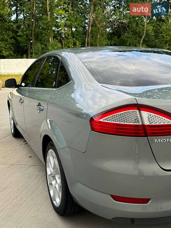 Седан Ford Mondeo 2007 в Луцьку