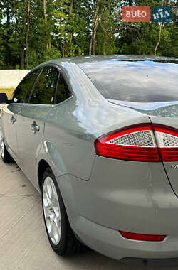 Седан Ford Mondeo 2007 в 