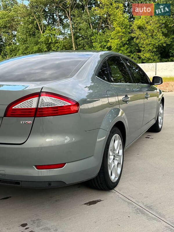 Седан Ford Mondeo 2007 в Луцьку