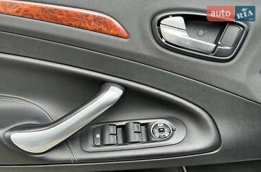 Седан Ford Mondeo 2007 в 