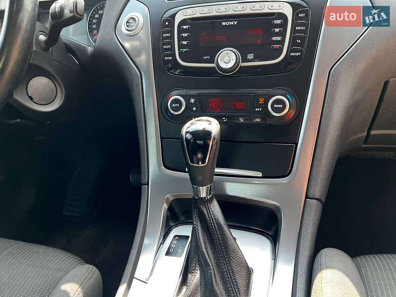 Седан Ford Mondeo 2011 в Днепре
