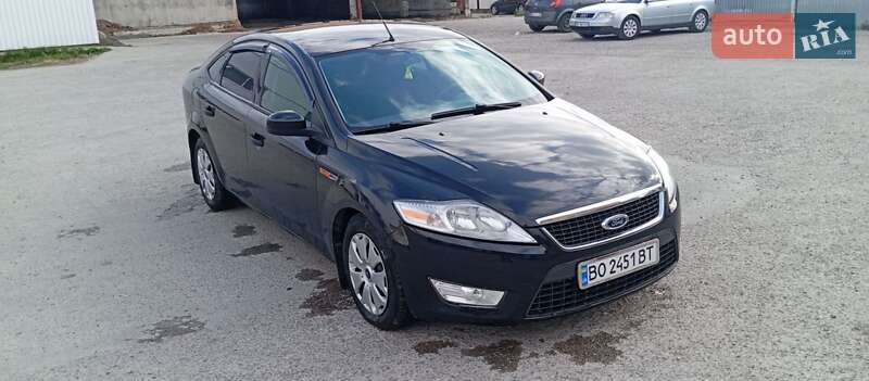 Лифтбек Ford Mondeo 2008 в Ровно