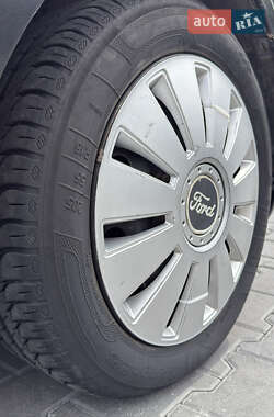 Универсал Ford Mondeo 2002 в 
