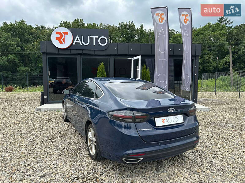 Седан Ford Mondeo 2016 в Львове