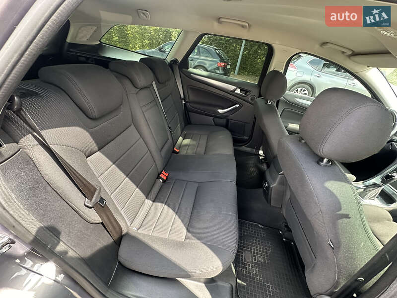 Универсал Ford Mondeo 2014 в Киеве