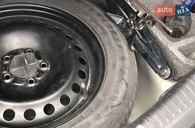 Седан Ford Mondeo 2012 в 
