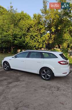 Универсал Ford Mondeo 2012 в Чернигове