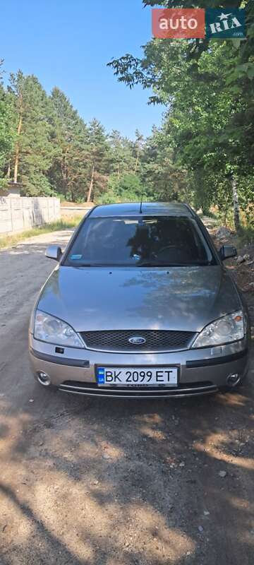 Седан Ford Mondeo 2003 в 