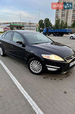 Ліфтбек Ford Mondeo 2013 в Сумах