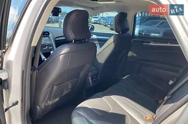 Седан Ford Mondeo 2017 в 