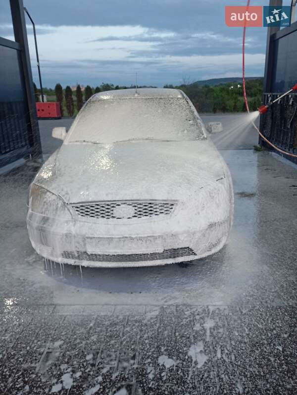 Седан Ford Mondeo 2006 в Золочеве