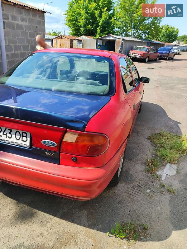 Седан Ford Mondeo 1994 в Києві