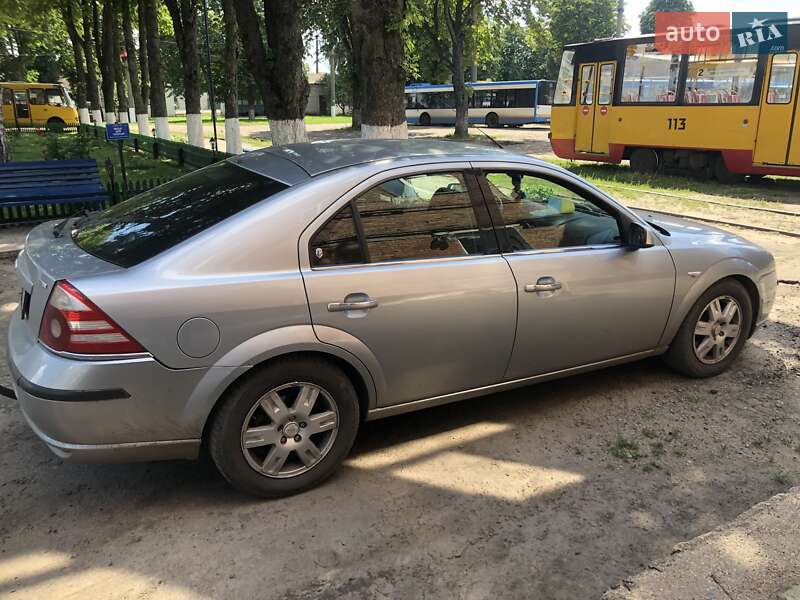 Лифтбек Ford Mondeo 2006 в Конотопе