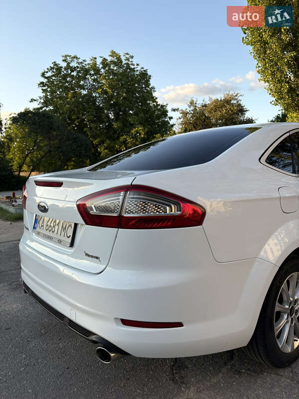 Седан Ford Mondeo 2011 в Харькове