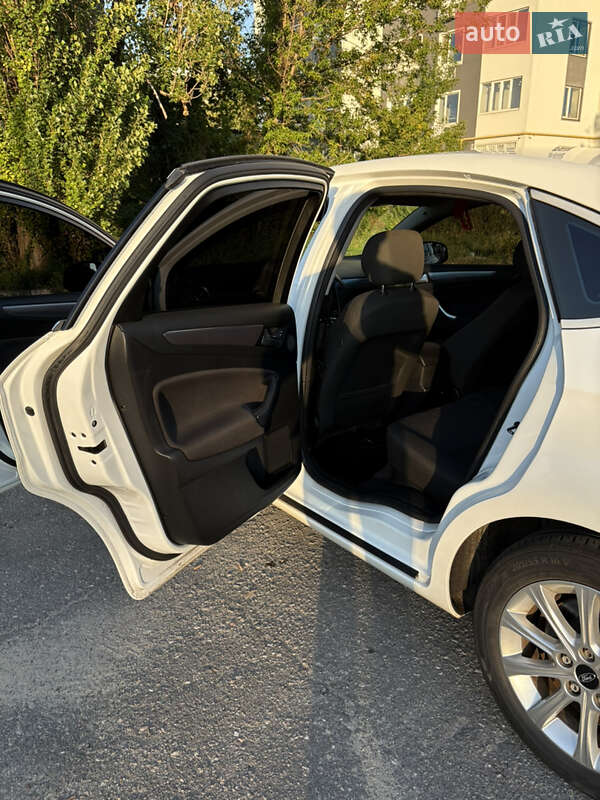 Седан Ford Mondeo 2011 в Харькове