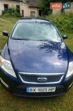 Седан Ford Mondeo 2009 в Остроге