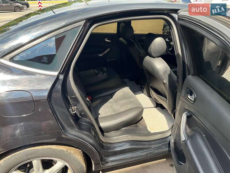 Седан Ford Mondeo 2008 в Киеве