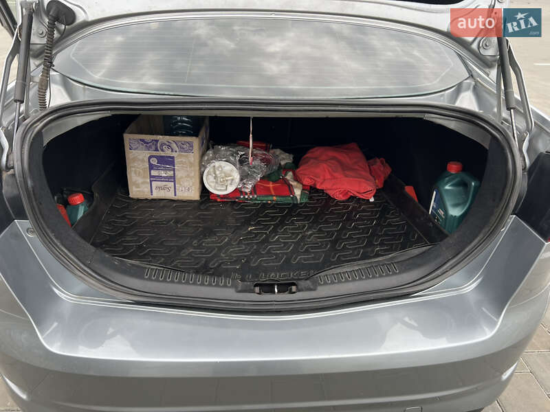 Седан Ford Mondeo 2012 в Черкассах