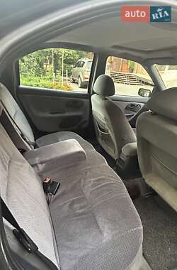 Лифтбек Ford Mondeo 1997 в 