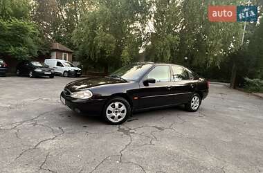 Лифтбек Ford Mondeo 1997 в 