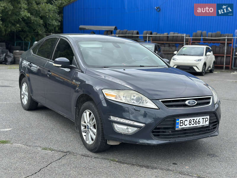 Лифтбек Ford Mondeo 2012 в Львове