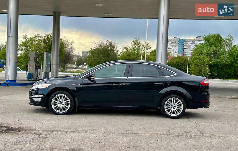 Седан Ford Mondeo 2012 в Днепре