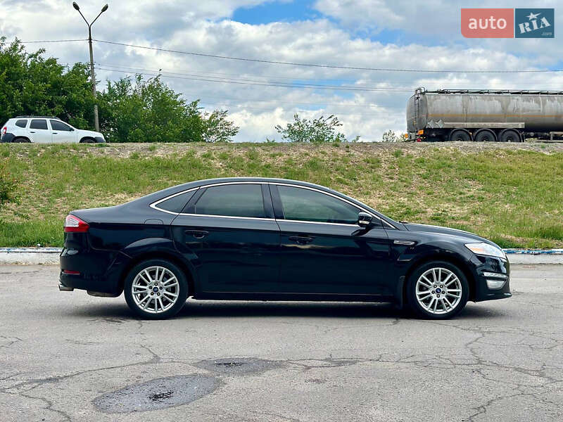 Седан Ford Mondeo 2012 в Днепре
