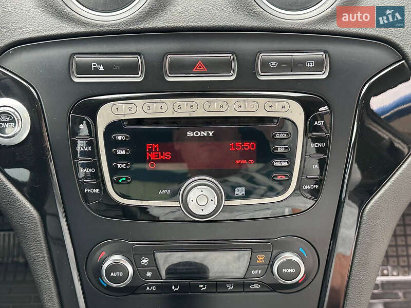 Седан Ford Mondeo 2012 в Днепре