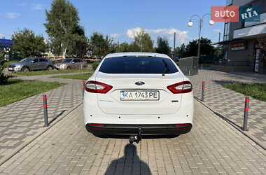 Лифтбек Ford Mondeo 2017 в 