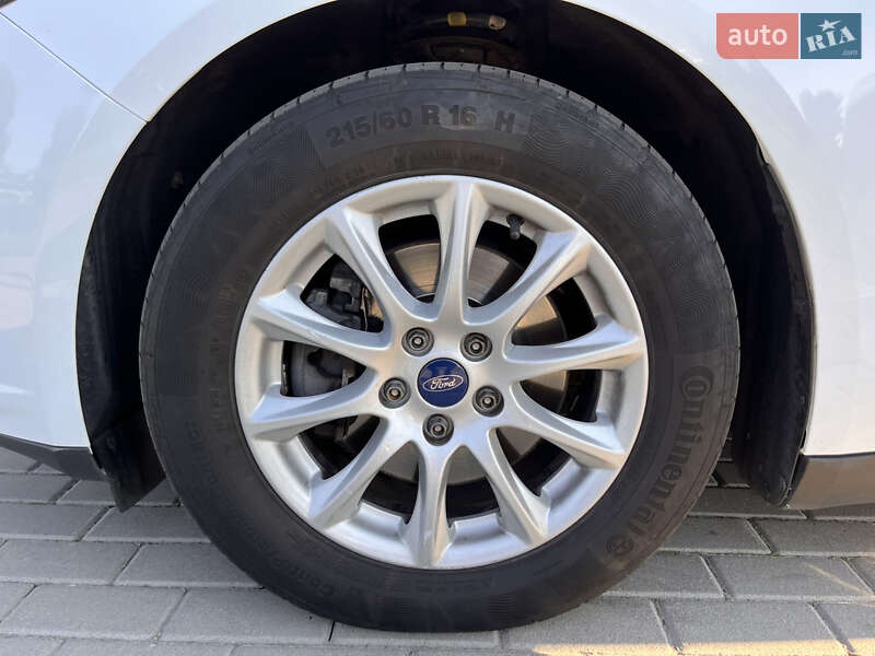 Лифтбек Ford Mondeo 2017 в Киеве