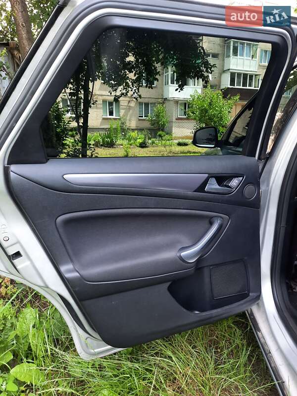 Универсал Ford Mondeo 2012 в Буче фото 9 Универсал Ford Mondeo 2012 в Буче